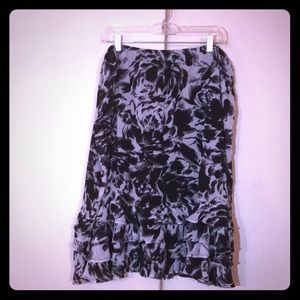 18/20W Plus Size Black and White Skirt